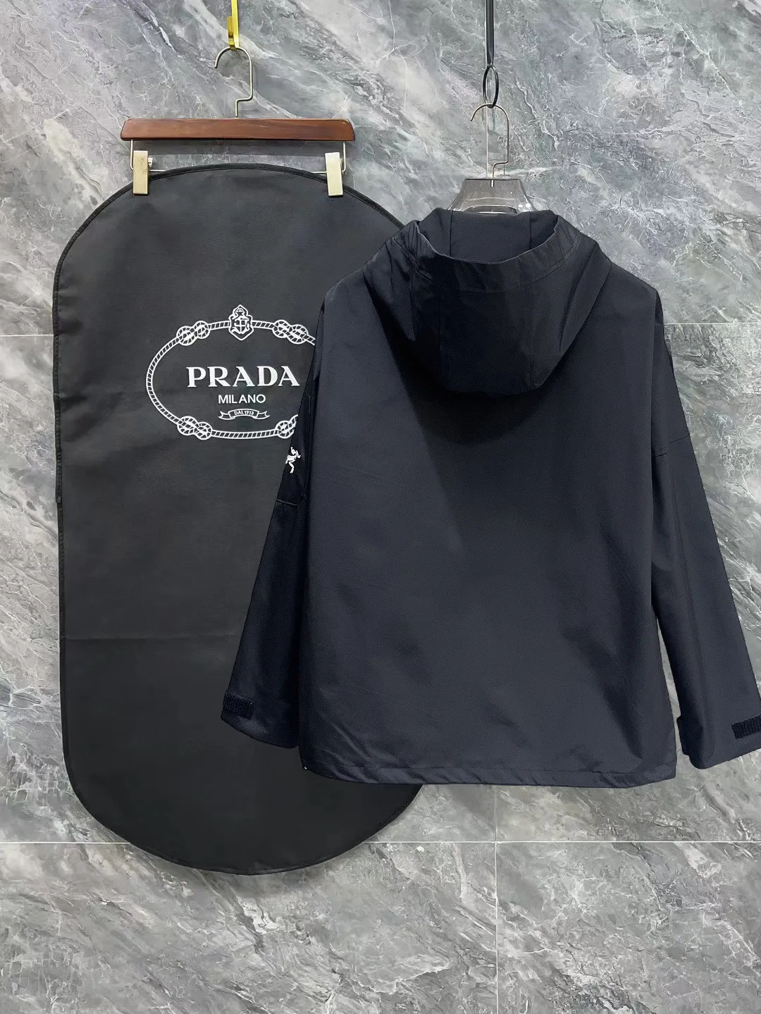 Same Style， ， 2026 New Arrival ， Original Premium Breathable ， ， ， Quality。 ， Sizes：M～3XL，